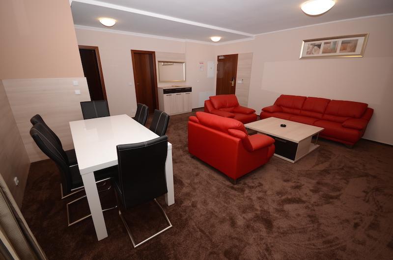 Teplice Plaza Aparthotel Екстериор снимка