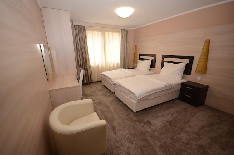 Teplice Plaza Aparthotel Екстериор снимка